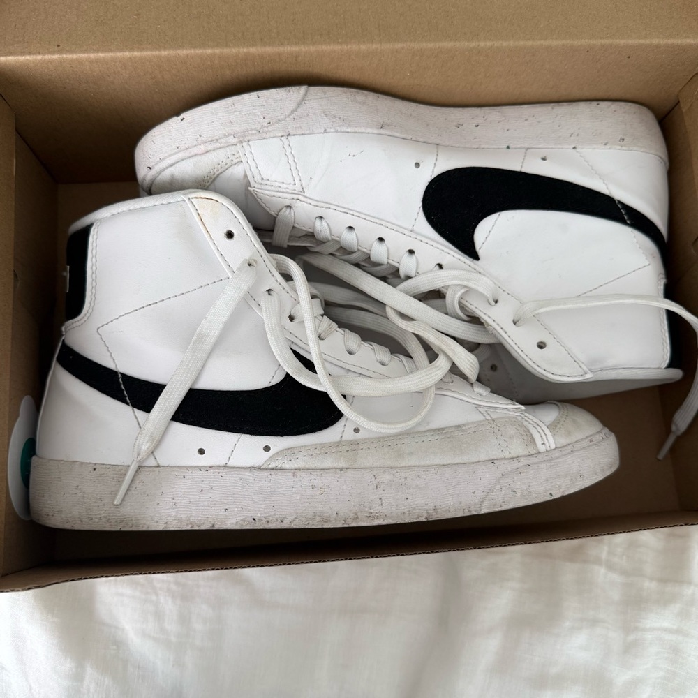 Nike Blazer Mid ’77 Next Nature White Black (W) – Size 8W